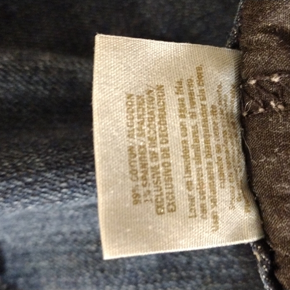 NWOT Decree Denim Shorts Size 19 - Picture 8 of 8